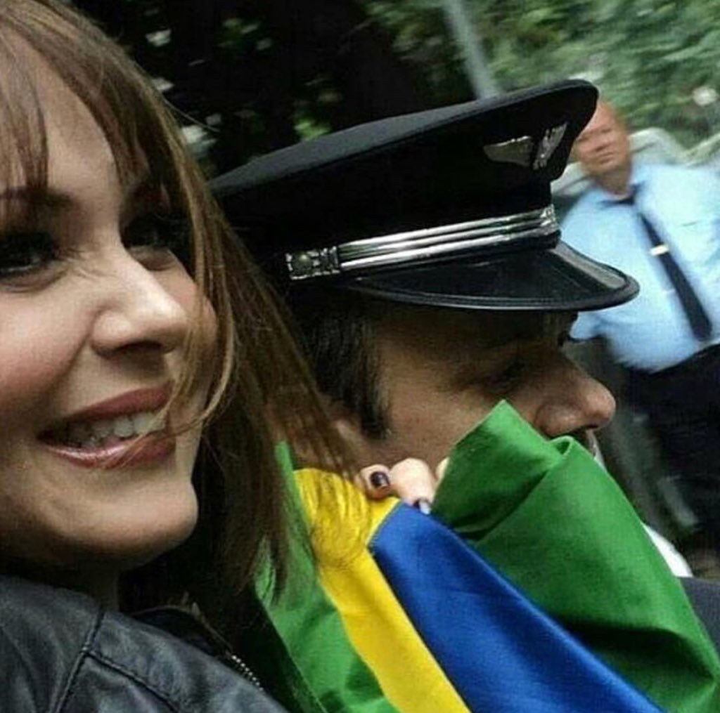 dreamsspanic's tweet photo. Brasil, um sonho intenso, um raio vívido... @gabyspanic ❤️🔥🇧🇷 te amamos mucho! Besos desde Brasil! 😘 https://t.co/Qd2sbbNd7w