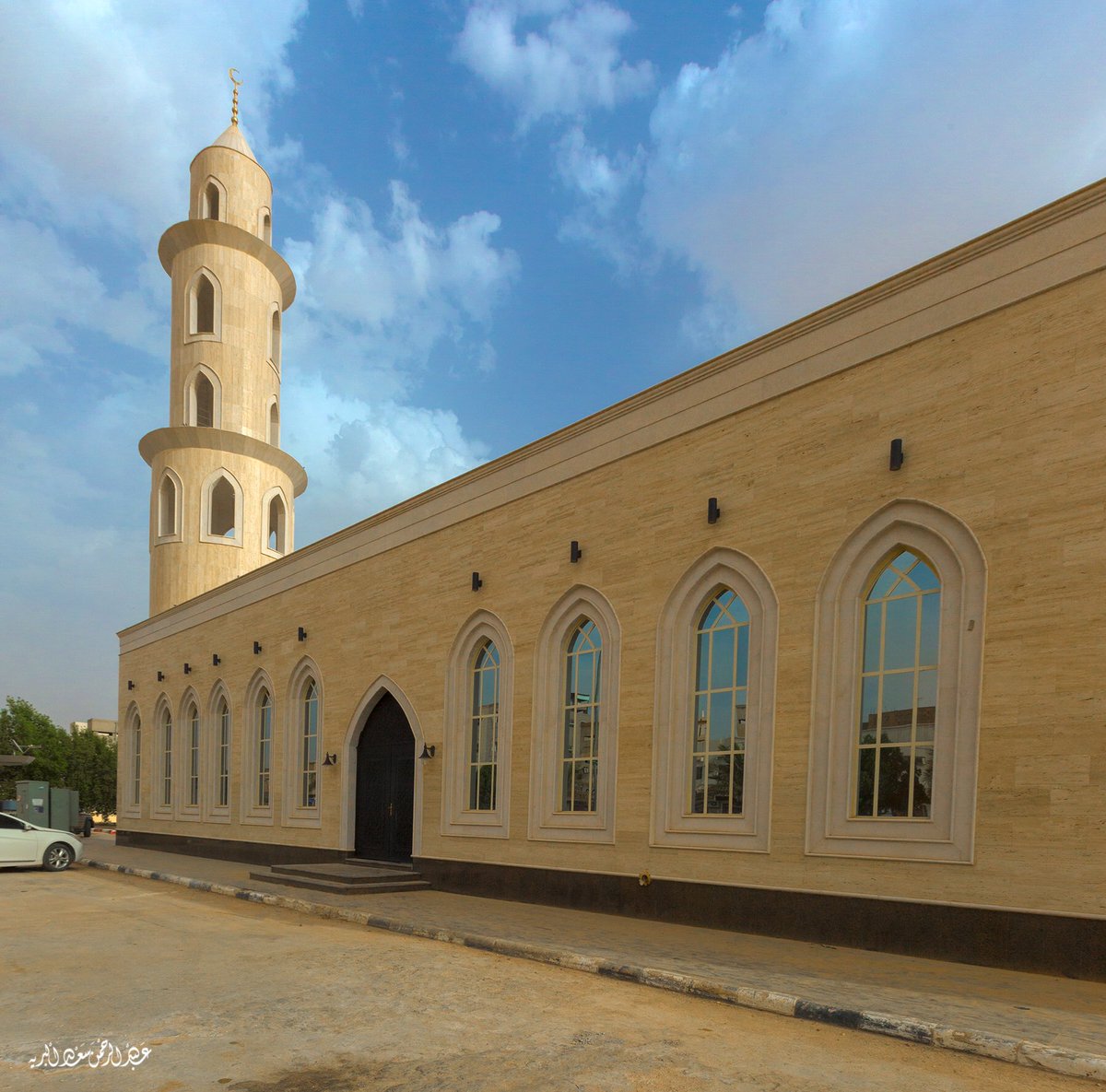 إِنَّمَا يَعْمُرُ مَسَاجِدَ اللَّهِ مَنْ آمَنَ بِاللَّهِ وَالْيَوْمِ الْآخِرِ وَأَقَامَ الصَّلَاةَ وَآتَى الزَّكَاةَ وَلَمْ يَخْشَ إِلَّا اللَّهَ ۖ فَعَسَىٰ أُولَٰئِكَ أَن يَكُونُوا مِنَ الْمُهْتَدِينَ 

#مسجد_المنقور 
#حوطة_سدير 

يتبع