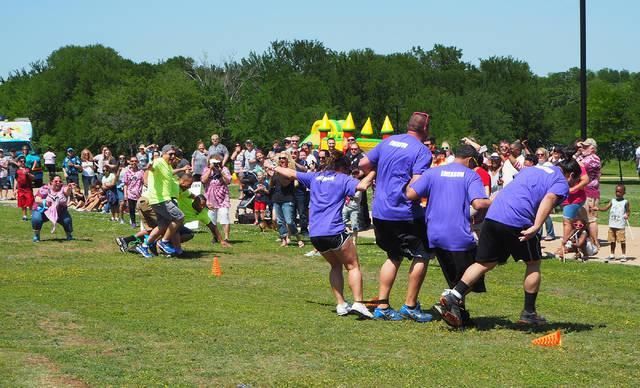 heralddemocrat's tweet photo. #GlobiTech wins #industryshowdown at @ShermanTxEdc2 picnic https://t.co/XJpS9bxbgt @AVGLOBITECH https://t.co/hbqXh6HKx5