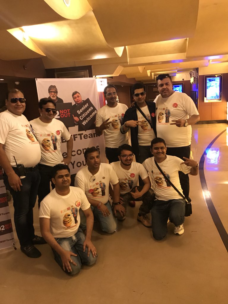 ashokmistry4545's tweet photo. Watching #102NotOut with 150 Senior Citizens & 102 EF (Amitabh Bachchan fans from all over the globe)
#AllIndiaABEFMeet BADUMBAAAA
#MomentNotOut @SrBachchan Sir @umeshkshukla @JimitTrivedi06 @SonyPicsIndia @DIVYASOLGAMA @ganeshlahoti @premdiplahoti @ArthVaishnav @zafarkeymaker https://t.co/w5HxlgqnR1