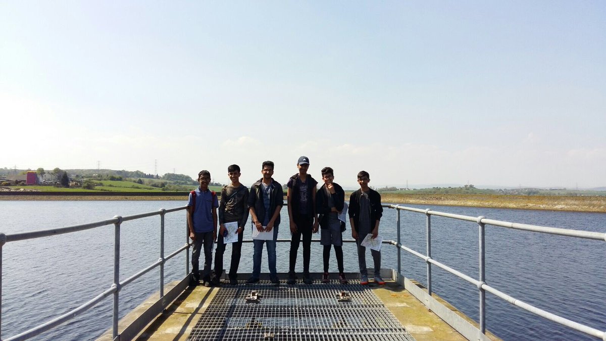 KumonYall's tweet photo. Well done to our #silver @DofE @KirkleesDofE group on their #training walk. 
Last years cohort #Independently planned the route &amp; walk &amp; took this years #recruits through the training syllabus. 👍 
#building #capacity #nextgen #selftrain #Dewsbury #sunshine #whitley #TEAMKYA https://t.co/hkx4MmoQKA