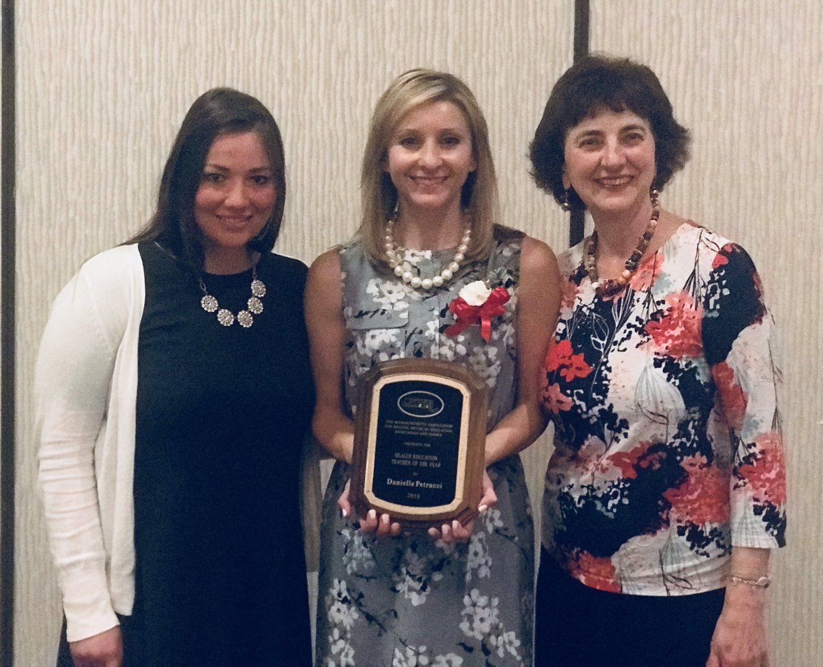 MsWellnessEdu's tweet image. Thank you @MariaMelchiond4 for the amazing honor of 2018 #MAHPERD Health Education Teacher of the Year Award.