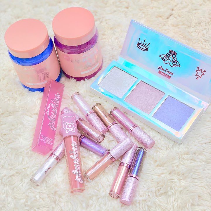 limecrime's tweet photo. π Get your dream haul on today! π Grab all your faves + a free PINK LEMONADE #PocketCandy on all US orders over $70 USD at https://t.co/L82fcTZ6My. Offer ends tonight at 11:59 PM PDT.
πΈ by @sara_parin via Instagram https://t.co/9oekPGQDMa