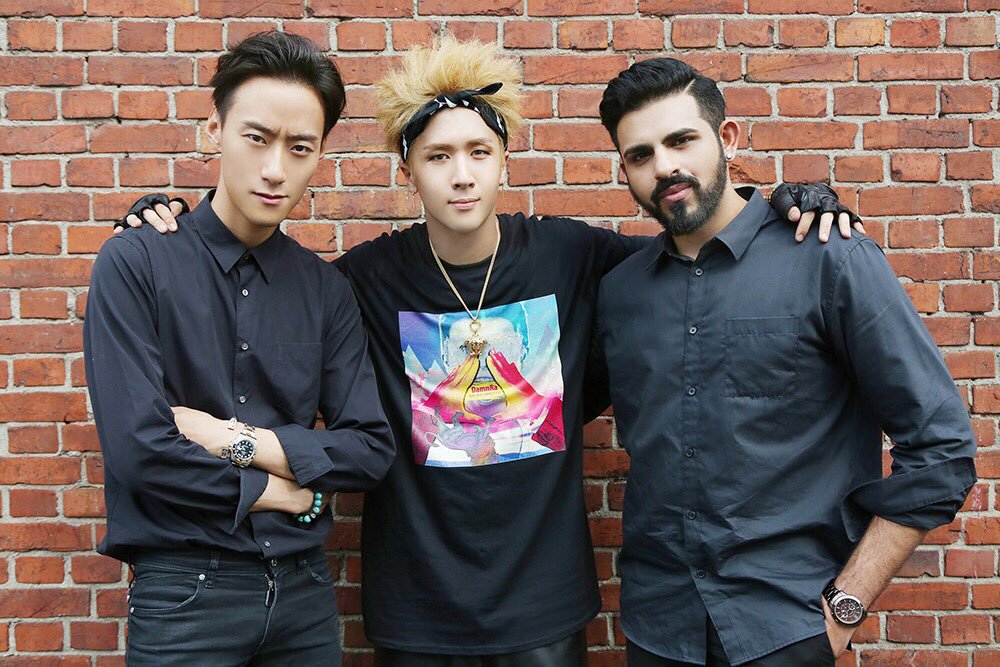 xxivvixx's tweet photo. @theseoulstory Thank you so much SP3CK!! You are one awesome guy 👍 Ravi is lucky to have you as his friend and music buddy ❤️ Keep it up! The world needs more musicians like you 🎶🎵🎶🎵 #SP3CK #SAMNSP3CK https://t.co/hQra1d4X5I