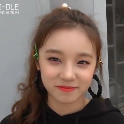 HanaTheOnly1's tweet photo. 「 YuQi ((G)I-DLE) ICONS 」*。

— My edit
— RT / FAV if you use https://t.co/wTearziffp