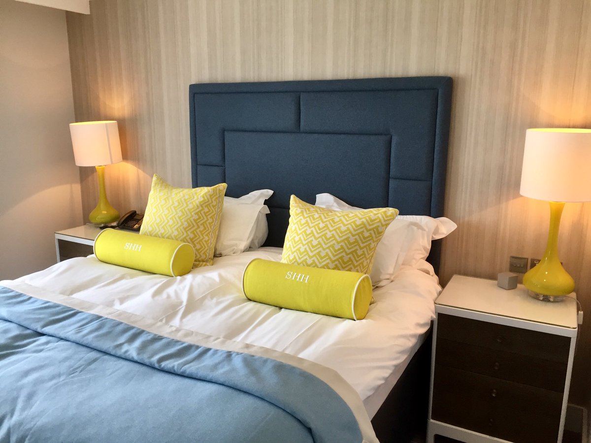travelblogjamie's tweet image. Slightly in love w/ @Southampton_HH #harbourhotel &amp;amp; all its facilities &amp;amp; little luxuries. By far best hotel in #Southampton. Rooftop bar is a winner. Gorgeous lunch. Great pool. #Blog and video to follow. #blogger #travelbloggerjamie #jamiesholidaychannel