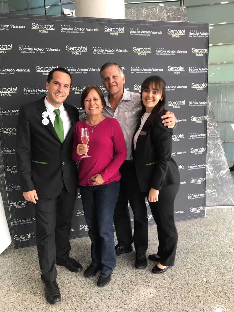 CNereaC's tweet photo. Feliz día de la madre! #SercotelActeónValencia @sercotelhoteles #WeLoveMom https://t.co/Mb6mBwD8NC