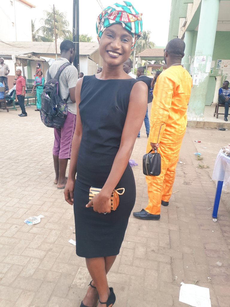 Conakry_Life's tweet photo. Second mariage...je souhaite plus de bonheur au couple #BestTimeInGuinea #Kibaro #224Fierté https://t.co/0aWfyeKMqS