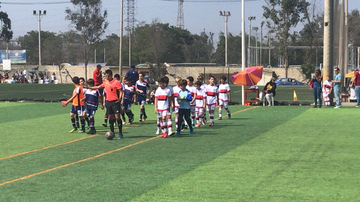 FDR_Condors's tweet photo. AFIM tournament. Roosevelt Condors 2007 team defeat Club Flamengo Peru 6-1. #FDRrocks @FDRElementary https://t.co/rB6lxDRWOM