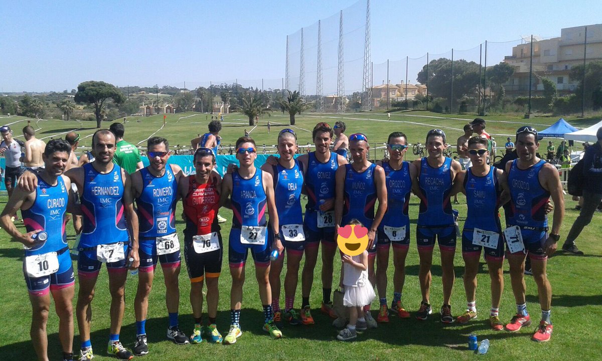 _ADSevilla's tweet photo. DOMINIO absoluto en el Duatlón de Islantilla. ¡Una imagen vale más que MIL palabras! | Atentos todos a la foto de la clasificación. ¿Cuántos @_ADSevilla veis? ⬇️⬇️: https://t.co/xQr8qpztZo