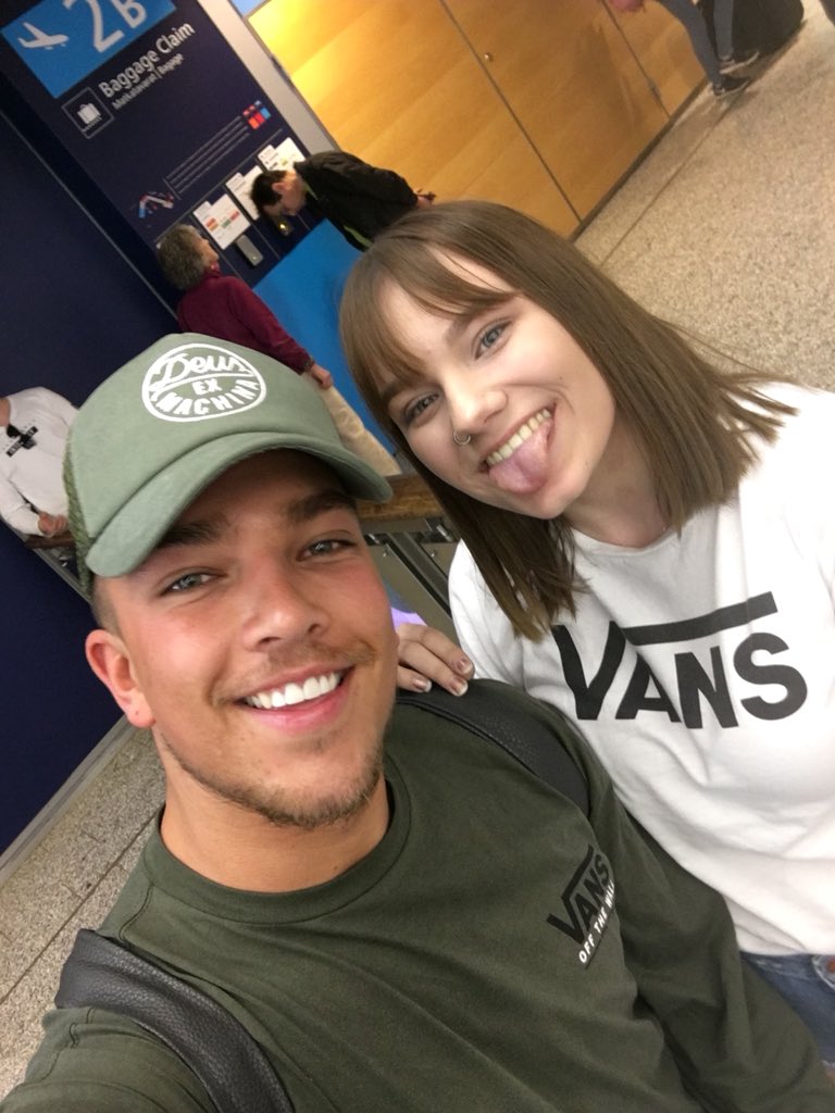 larryscoolkiddo's tweet image. 6.5.2018 met @MattTerry93 once again! Couldn’t be any happier snd we were matching😉💗