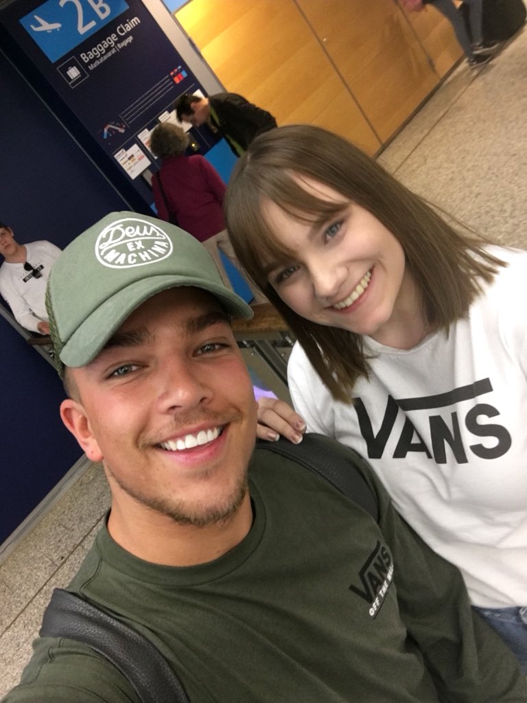 larryscoolkiddo's tweet image. 6.5.2018 met @MattTerry93 once again! Couldn’t be any happier snd we were matching😉💗