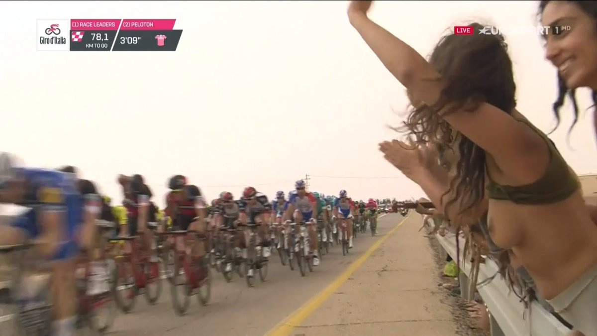Quelchepassa's tweet photo. Perché in Israele?!?!? #Giro101 #Tette #EurosportCiclismo https://t.co/FeRYg8sn4J