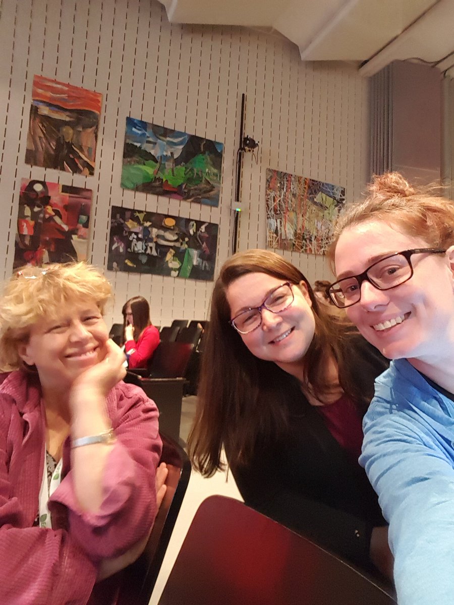 MmeDaleyPOW's tweet photo. Broke out!! #EdTechTeam #kawarthasummit @KimPollishuke https://t.co/vU0x29bPAl