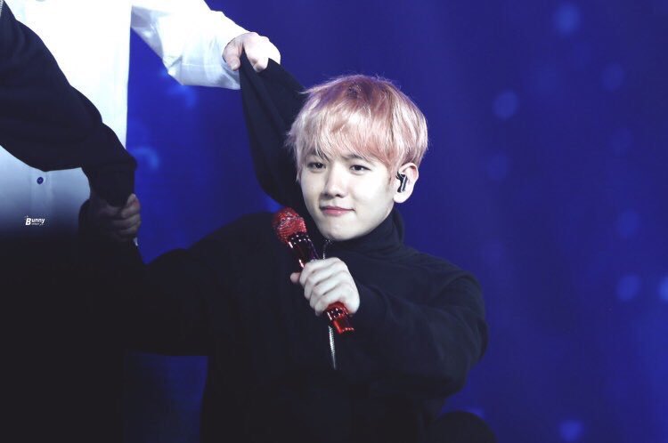 EXO_BBH050604's tweet photo. おめでとうベクちゃん🌞
全部インスタで言うたけどもっかい！
大好きやし愛してるよ♥️♥️

Twitter浮上できなさすぎて泣きそう https://t.co/TiPrqDwkWl