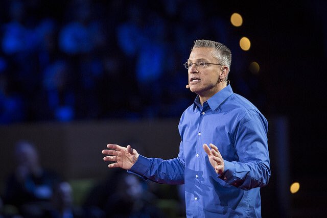 BrentSilkey's tweet photo. 5/6/10
We went to an @IJM dinner.
Little did we know, we were at Dr. @garyhaugen’s table.
Our lives were changed that evening.
Our hearts were stirred to take action.
6 yrs later, @30forFreedomRun was born.
s/o to Dr. Haugen for inspiring so many to DO SOMETHING.
#ijm #30ff https://t.co/MpgxMhZZx2