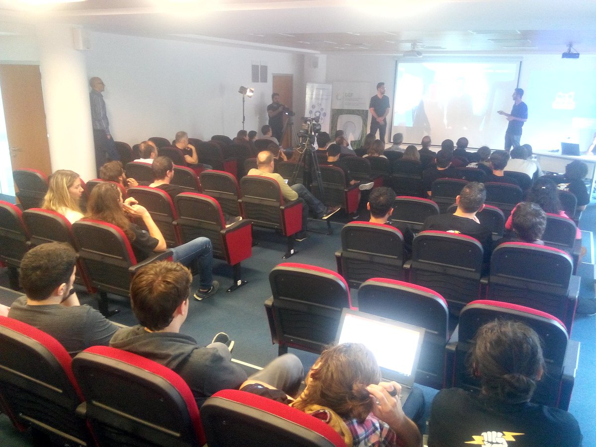 Teknoparkizmir_'s tweet photo. #Hack4EnergyBootcamp2018 https://t.co/2Ky8iZGELK