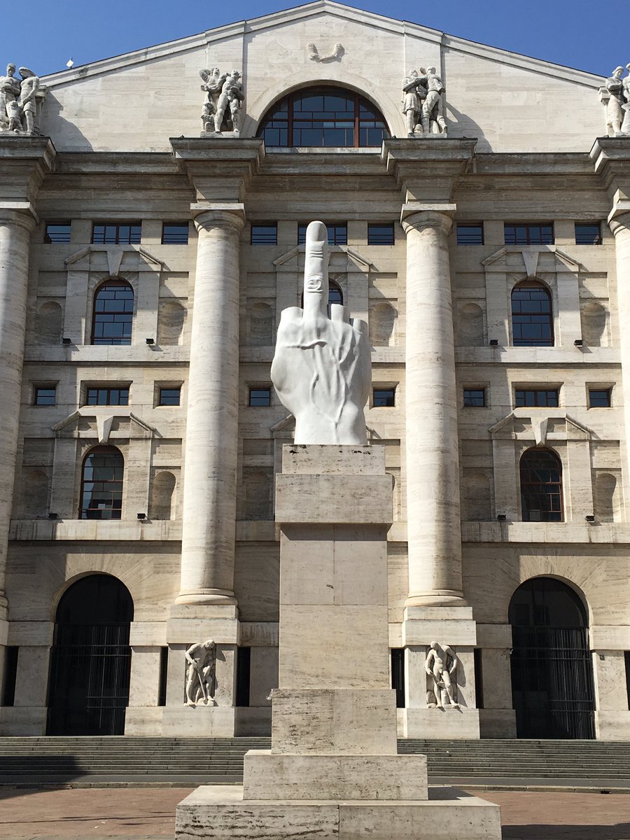davoandy's tweet photo. Quite an appropriate statue to be stood by when @Ryanair cancel our flight home from Milan #stranded 🖕🏻 https://t.co/J8fesjIv45