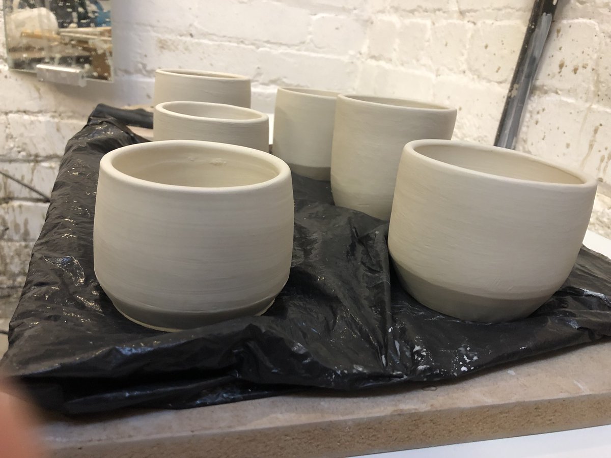 Createviolet's tweet photo. Throwing with porcelain for the first time. Stretchy! #pottery #ceramics #create https://t.co/Ex1nTcfMg4