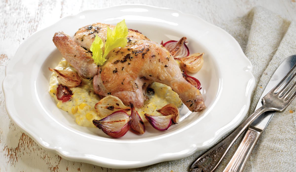 Reinhart_Corp's tweet photo. If #ChickenOnSunday is classic, this dish is fabulous. The recipe for Creamed Corn With Cornish Game Hen - by @ChefPaulYoung - can be your recipe, too: https://t.co/vNky6cDltr #FoodFight https://t.co/Fre2mwsRN9