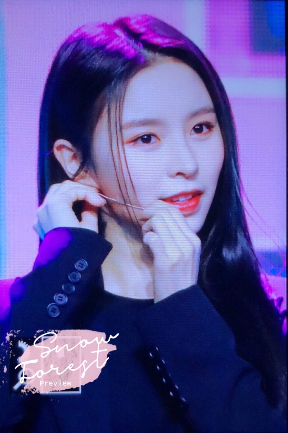 SNOW FOREST ❄ on Twitter: "180506 #CLC #씨엘씨 #엘키 #ELKIE https://t.co/9j...