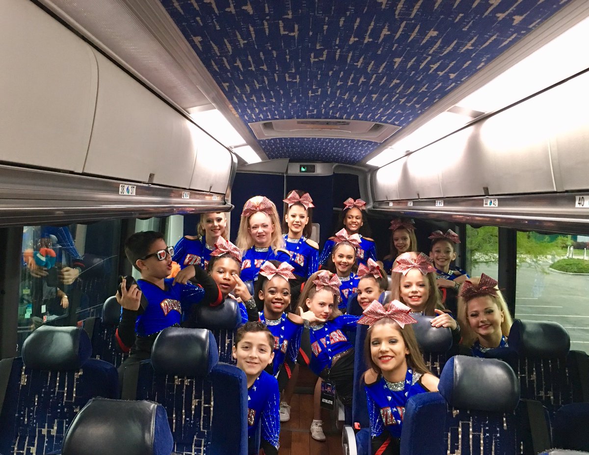 SV_Hydra3's tweet photo. ESPN bound for Summit Finals...we believe and are ready to strike ❤️🐍🗻💙#SVTogether #HydraBabies #Believe #Summit18 @Stars_Vipers https://t.co/RcnqOELkk6