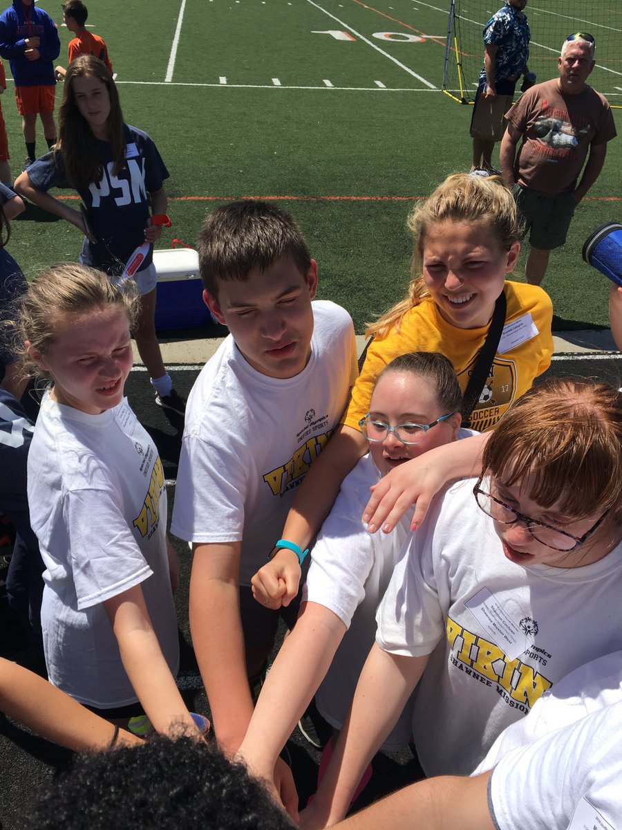 SM West Office tweet media