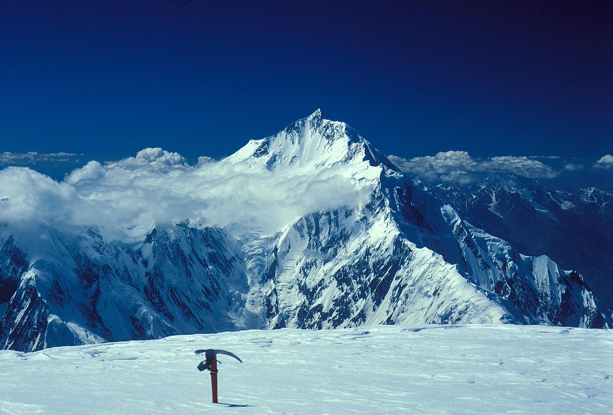 shahnizari's tweet photo. View of Rakposhi from the summit of Diran peak
#mountains #MountainsOfPak #BeautifulPakistan https://t.co/Zuxvi28Meg