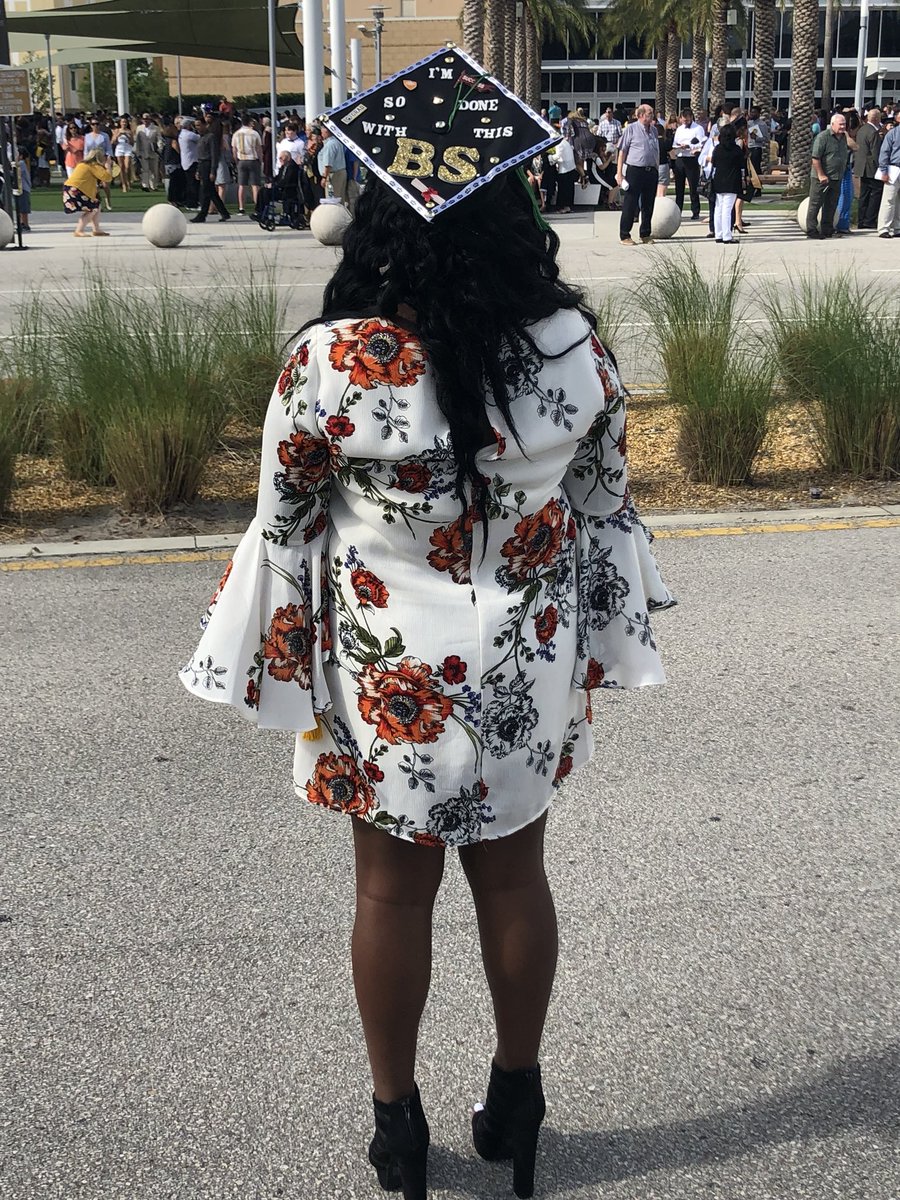 Valentseeyah's tweet image. And on May 5, 2018, I got it done ! Officially An #AlumKnight #ThankGod #UCF18 #GradSZN #ClassOf2018
