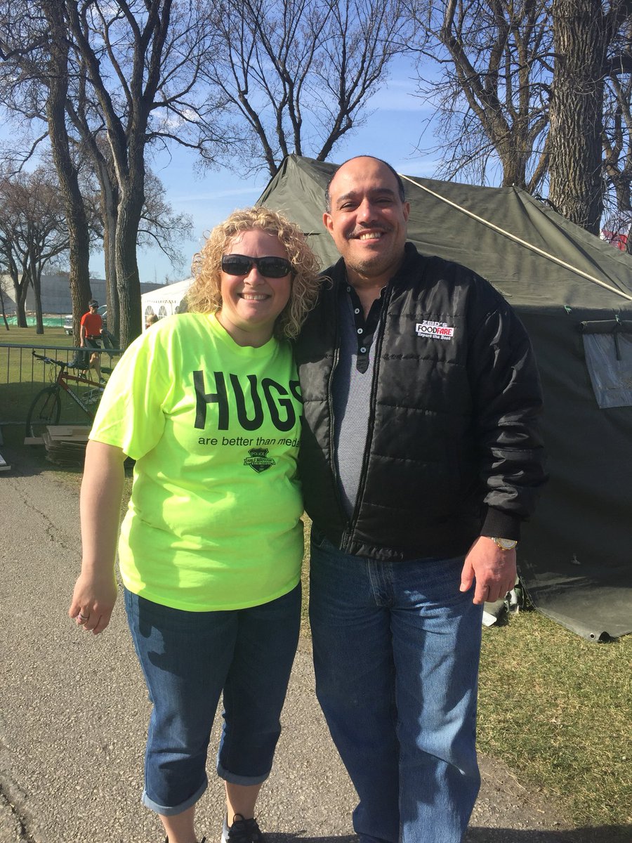 WPSHalfMarathon's tweet image. Big thanks to @FOODFAREWPG for all their support!!! #WPSHalfMarathon