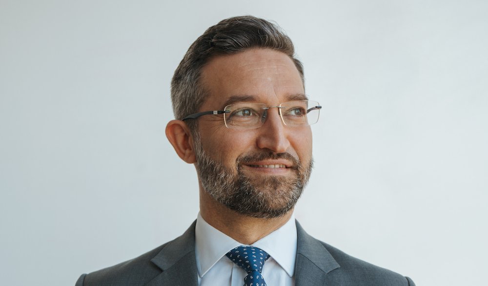 SpaceWatchGL's tweet photo. #SpaceWatchGL Interviews: Dr. Noah Raford of Dubai Future Foundation #SpaceWatchME https://t.co/IcrcKuetg3 https://t.co/VRZshO3i0j
