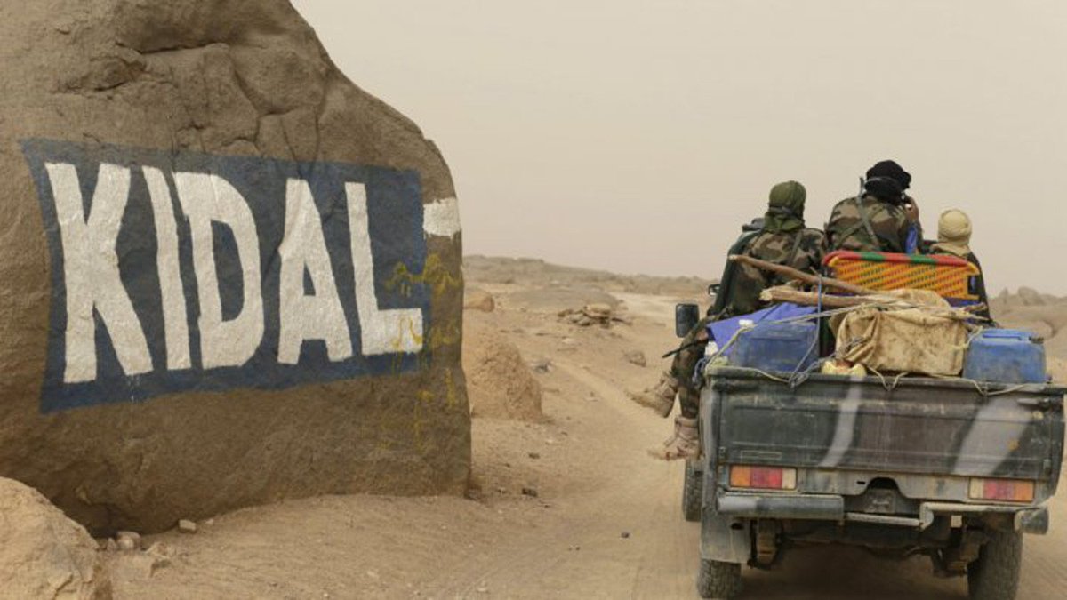 StudioTamani's tweet photo. #Mali : MOC de Kidal : arrivée du premier contingent de soldats maliens https://t.co/7ESxMncMv1 https://t.co/CRyR33QoIN