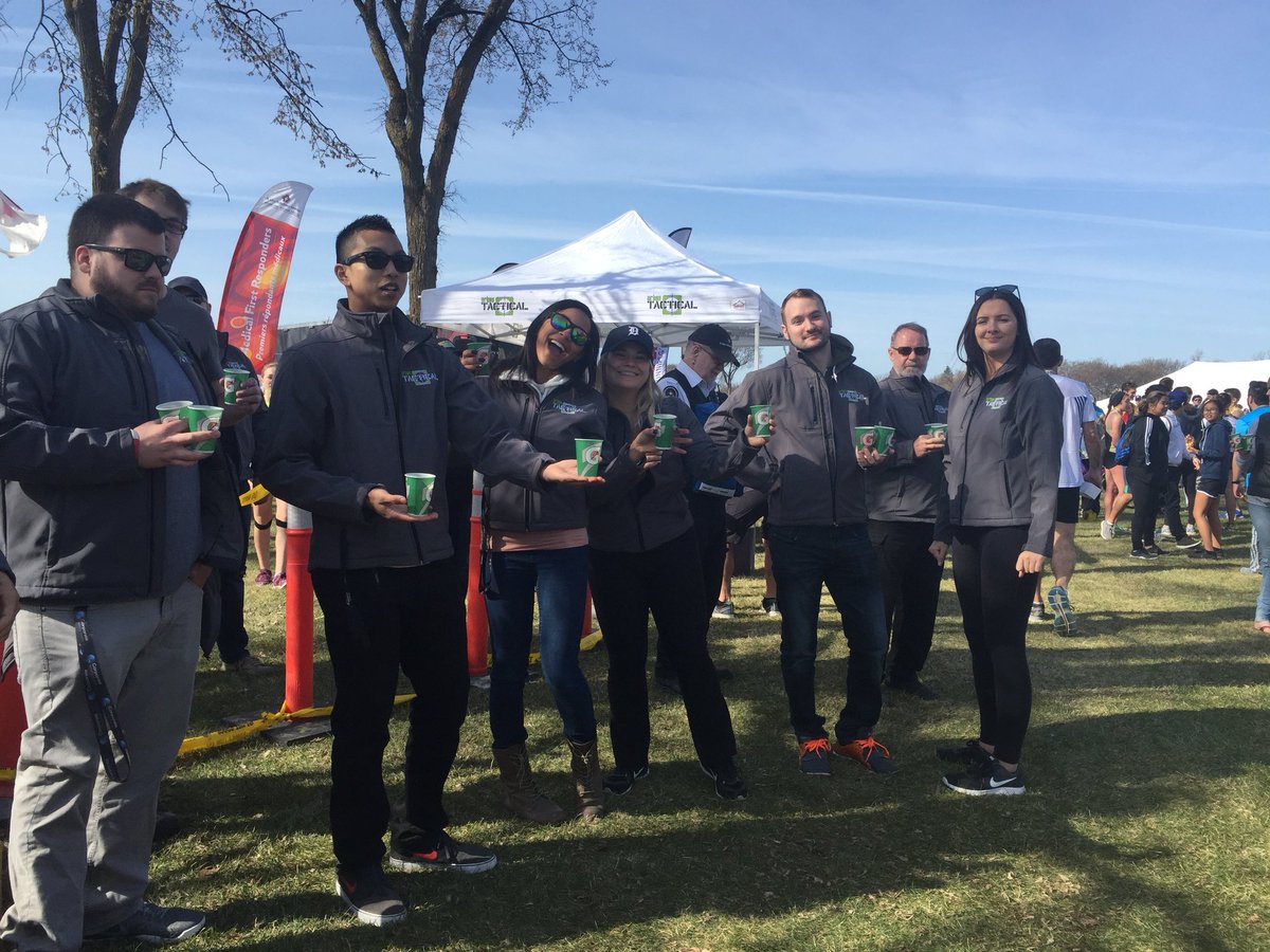 WPSHalfMarathon's tweet image. Thanks @UrbanTactical_  for staffing the aid station at the finish! #WPSHalfMarathon