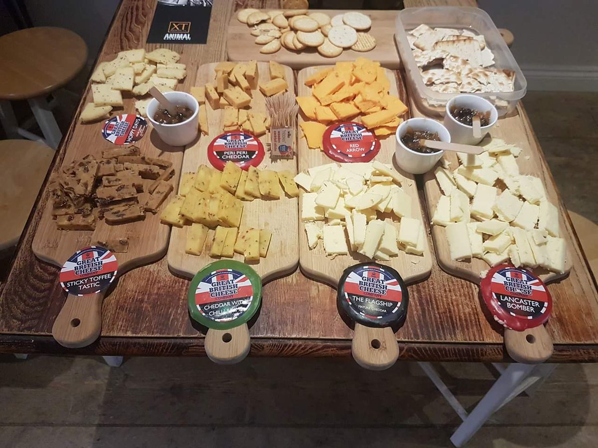 Tap_andBarrel's tweet photo. CHEESE AND BISCUIT SAMPLES ON THE BAR
GIN!!!!
BEER!!!
CIDER!!!
SIT IN THE SUN AT THE FRONT OR THE BACK. https://t.co/znpw5nnkIU