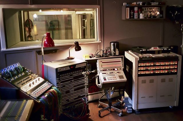 Lightship95 tweet media