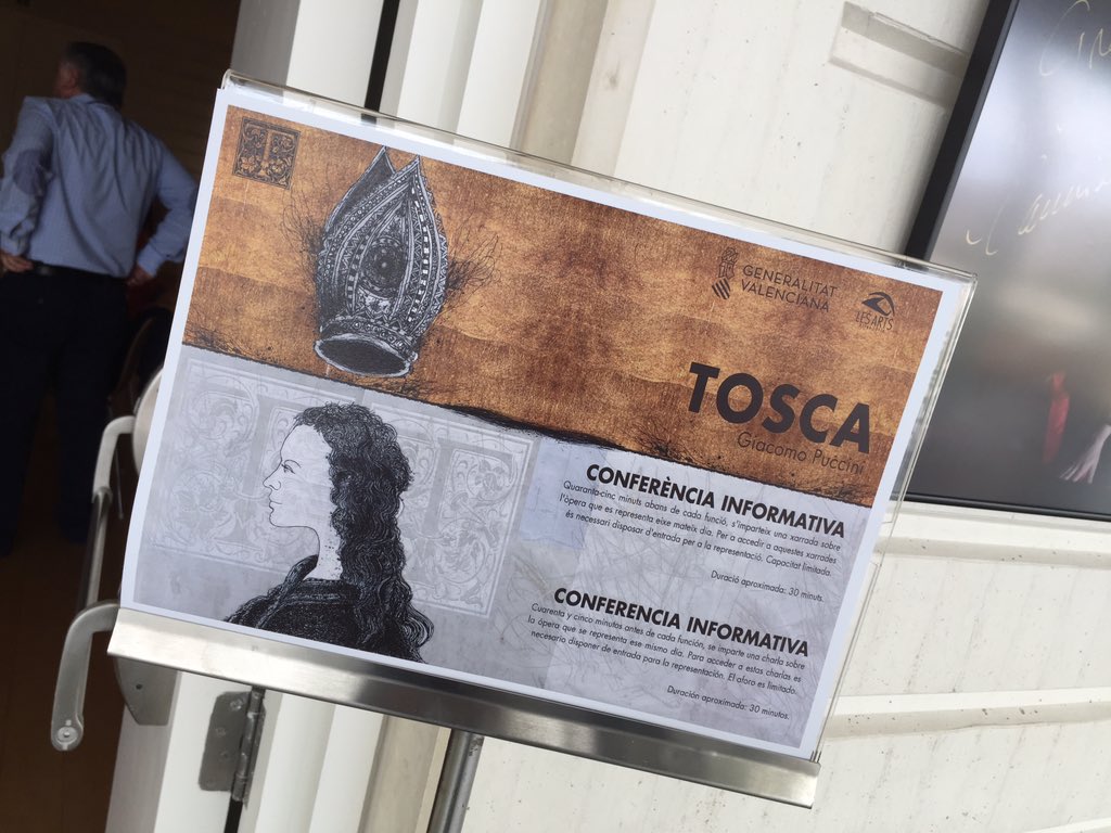 sanahuja's tweet photo. En uns minuts xarrada sobre #Tosca_LesArts #OperaDays @PalauLesArts @UV_EG @floridauni https://t.co/NBgalIJSHw