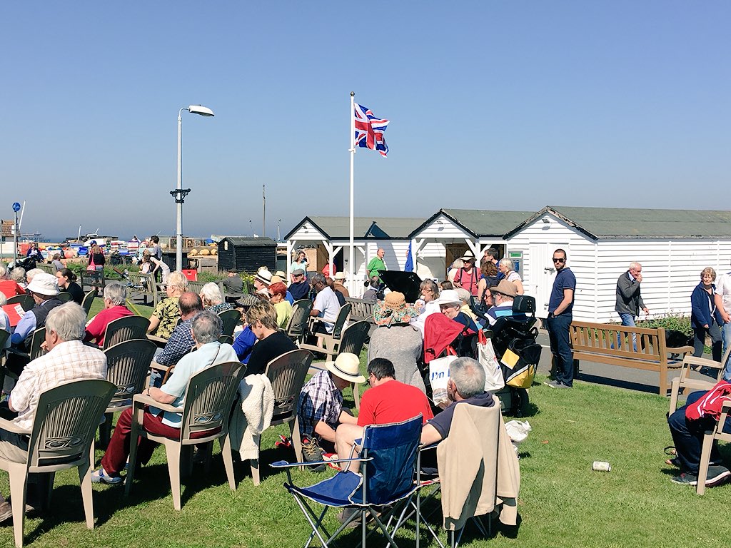 Deal Bandstand tweet media