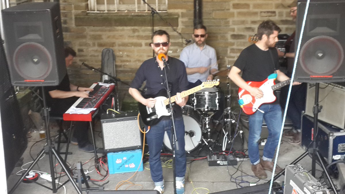 amosmemon's tweet photo. In the next 5 mins, @singingadams and The French Drops will be performing in the @GraystonThe's courtyard.

@craigfeemusic and @ratruk straight after
#halifax #graystonunity #tourdeyorkshire https://t.co/dwuizutKvr