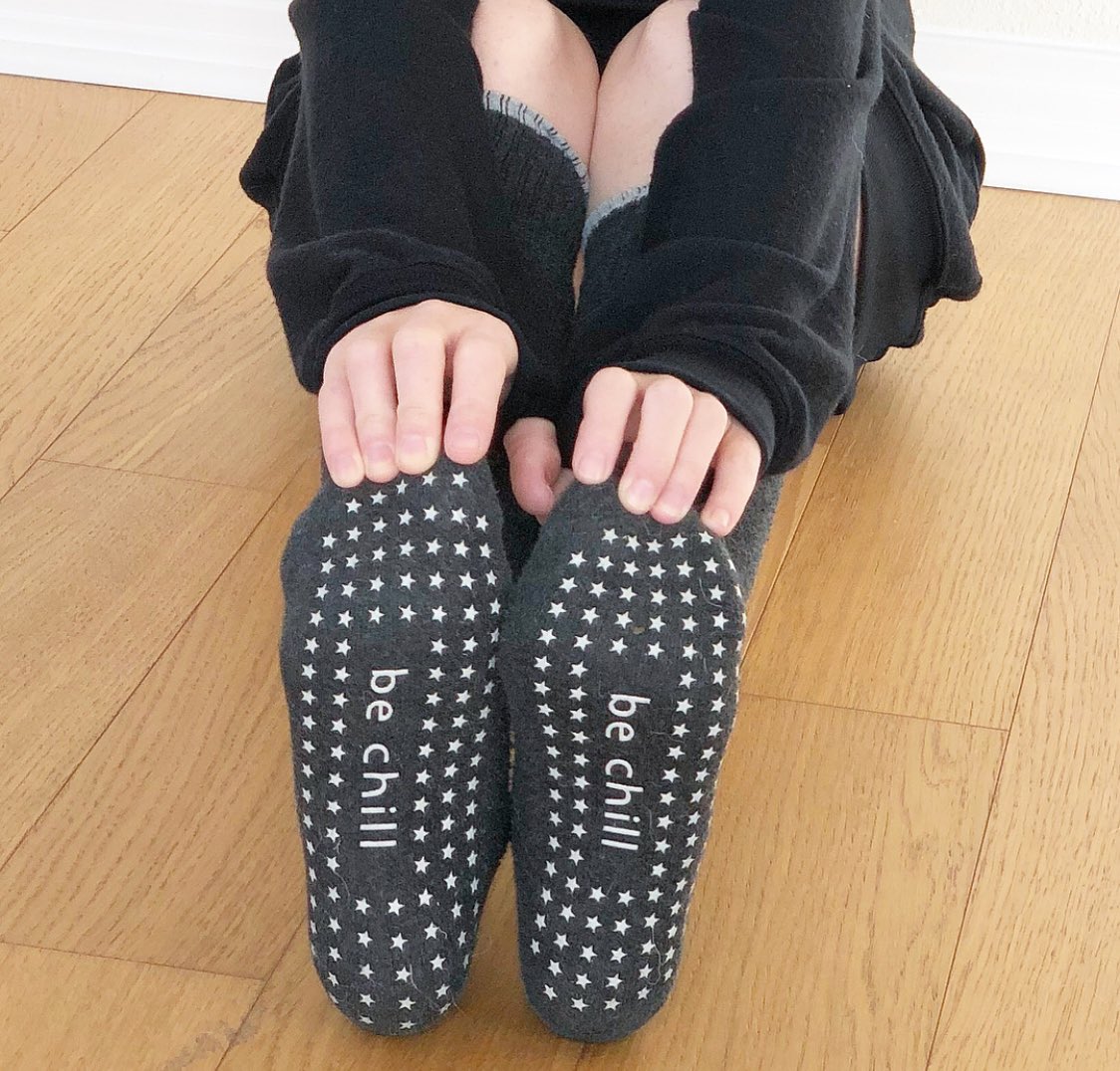 StickyBeSocks's tweet photo. Constant state of chill in our knee highs 🖤 https://t.co/rFmuOHTrnK