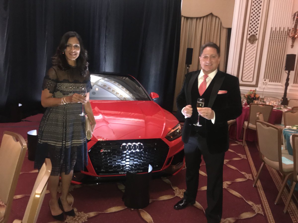 liammayclem's tweet photo. #sfauctioneer ๐โค๏ธ๐
Thank you to my co-Host @MsDas raising the bar to โ11โ for @RaphaelHouseSF
The #OneHomeManyHearts Gala was a super success giving HOPE & a HOME to the those in need in San Francsco. And look Mayor Willie Brown was there too @PalaceHotelSF #RaphaelHouse https://t.co/6oejRPJsR6