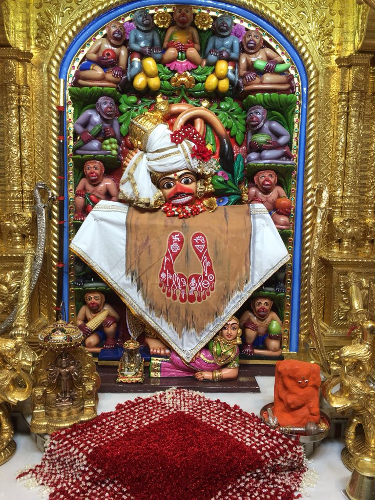 kashtbhanjandev's tweet photo. #Jay #Shree #Kastbhanjan #Dev #Shayan #Darshan #Sunday #6May2018 #Hanumanji #Hanumandada #Temple #Salangpur #Dham #Botad #Gujarat https://t.co/Ws3wUE5Yje