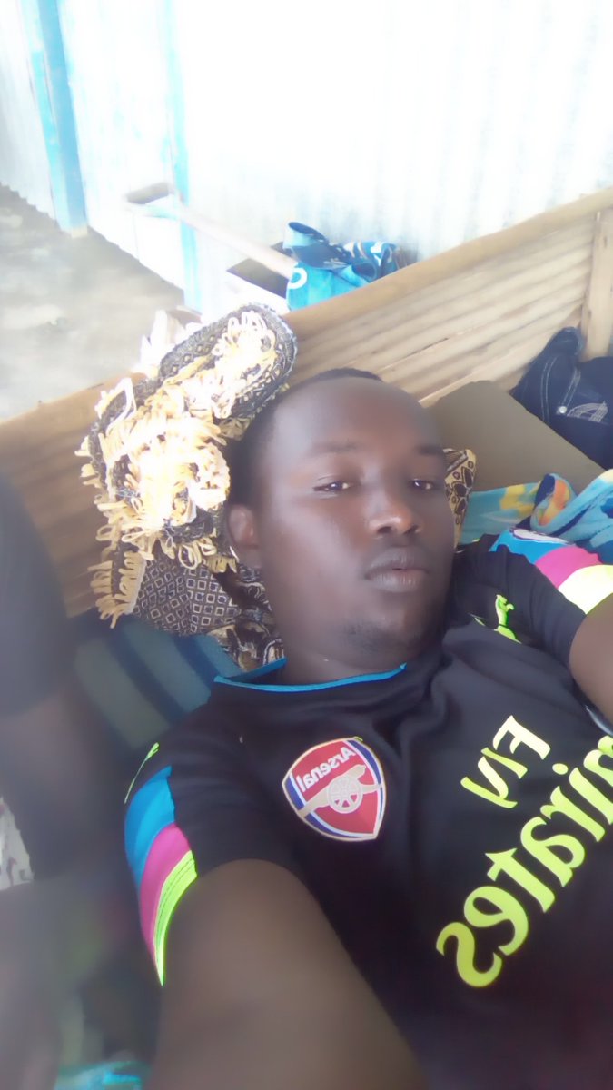 Lokorkor's tweet photo. #MerciArsène U r in our hearts Arsene, we will miss you dealy.i haven't seen a new manager in Arsenal since , my eyes are wide open. https://t.co/jmhBezV88m