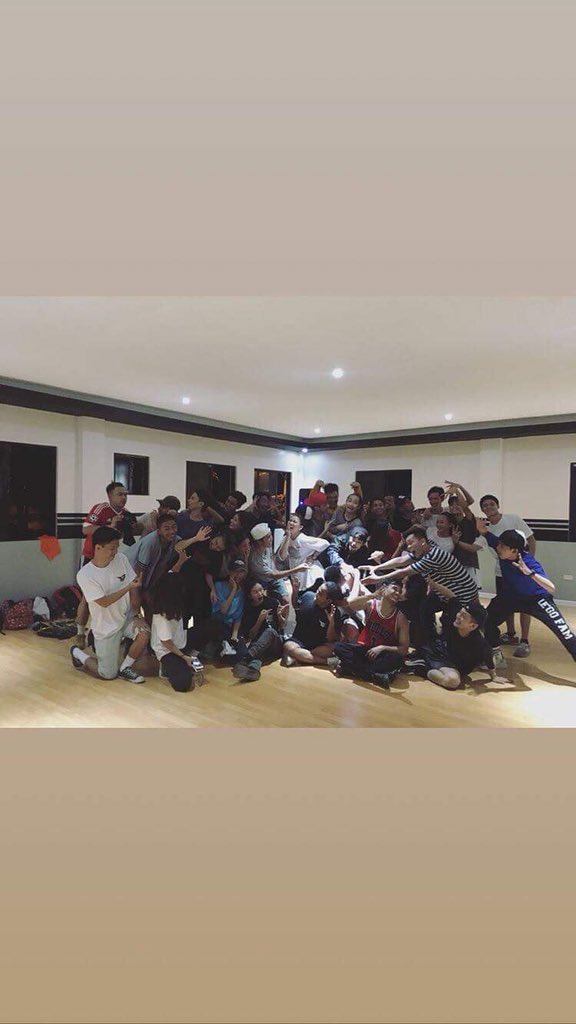 LegoFamPH's tweet photo. Thank you sa support guys! 🔥

Ps. Sayang umuwi na yung iba. :(

Stay updated para sa mga susunod pang workshops. Sabay sabay tayong matuto. 💃🏽 https://t.co/OgLcufyz92
