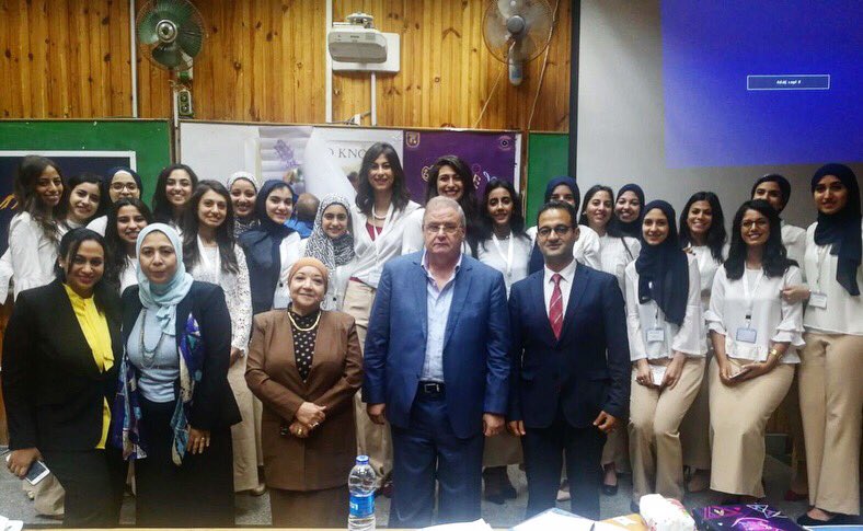 InfluenceCommEG's tweet photo. Today was the day when the marketing and public relations students of Cairo University were finally presenting their graduation projects. Our CEO, Mohamed Emara was present on the guest panel to judge the very talented future graduates of 2018 as they shine in inspiration! https://t.co/V4j72ScznX