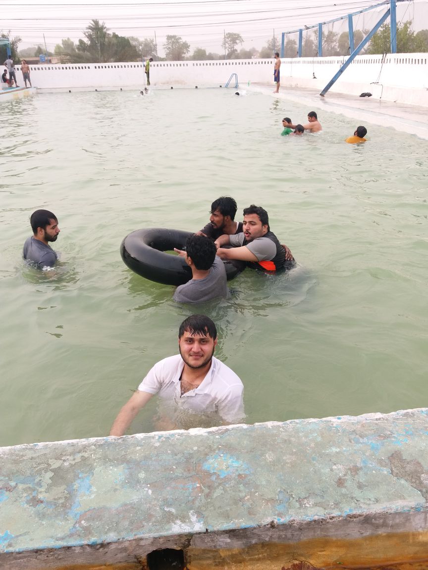 jahanzeb_iqbal5's tweet photo. #sunday
#swimming
#lovelyweather
#hellfun https://t.co/QdjOw1eIdd