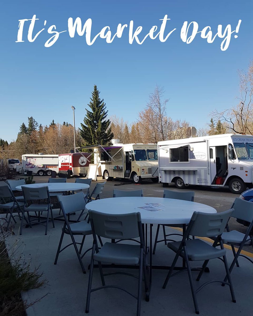 ATPMarket's tweet photo. Good Morning!! Its Market Day!
We are open from 10am to 4pm!
🌞
We have an outdoor patio in Food Truck Row!!
@RingsDinger
@TheStacheFood
@theHiveQB @berriesnbowls @CoolBeansBus
Are all set up and ready to serve!!
🍽🚐
#allthingsprettymarket #RedDeer #yqf #lacombe #sylvanlake https://t.co/1lzaP0jYaq