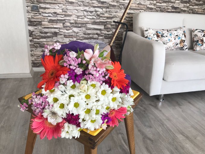 Resmi Twitter'da görüntüle