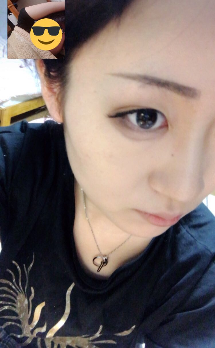 ナナ 彼氏とテレビ電話しながら化粧してた 化粧上手いって褒めてくれた T Co Ou4r5ia3qk Twitter