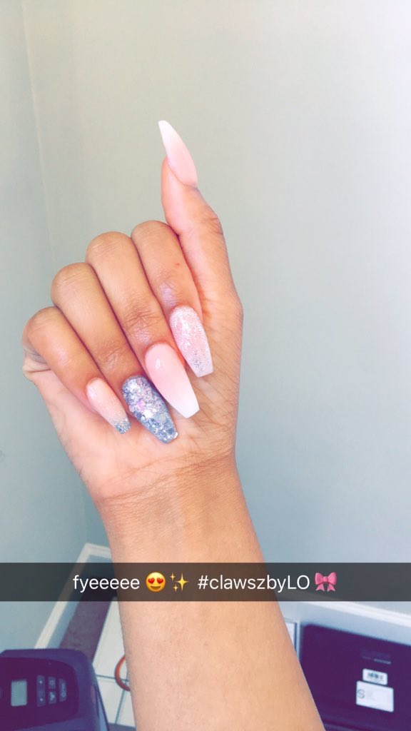 laurynnlo_'s tweet photo. P&W✨😋 #GetClawed #ClawszbyLo https://t.co/OP4ISrMkWU