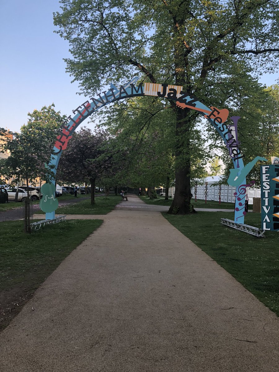 2018Circle's tweet image. Next year’s conference destination #cheltenham #cotswolds #racecourse